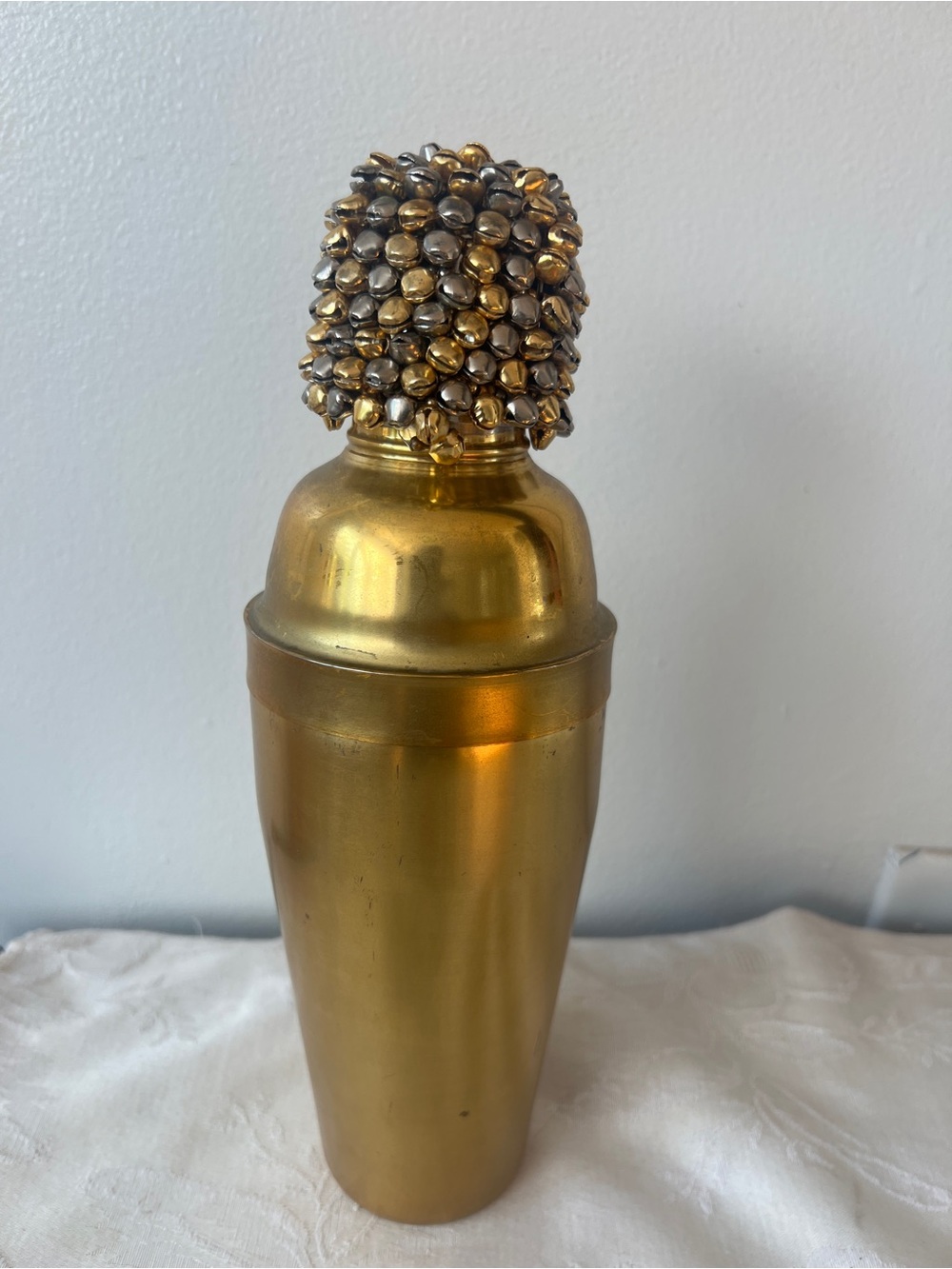 Retired Anthropologie Holiday Clustered Bell Cocktail Shaker Strainer Lid